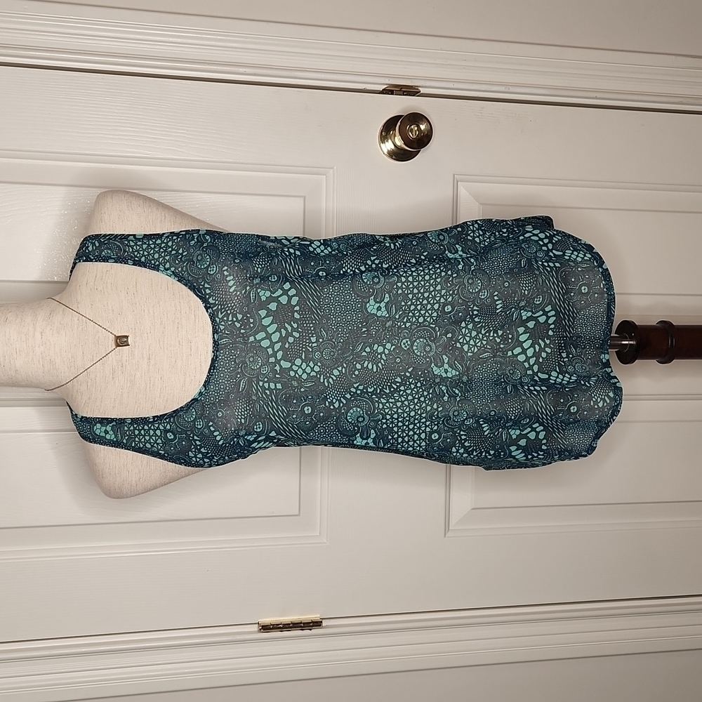 Lululemon 105 Singlet Pretty Lace Bali Breeze Tank